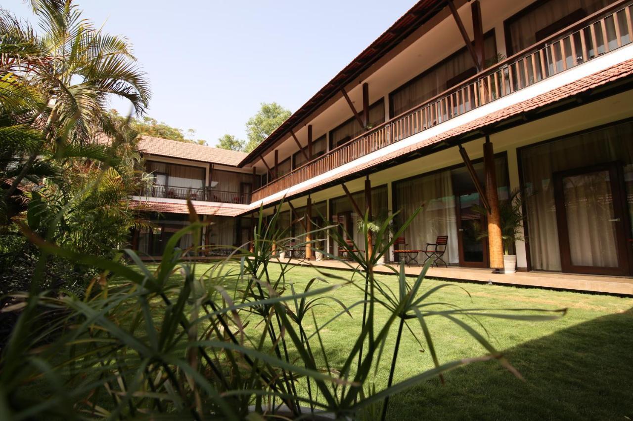 Kwality'S Motel Shiraz Bhopal Buitenkant foto