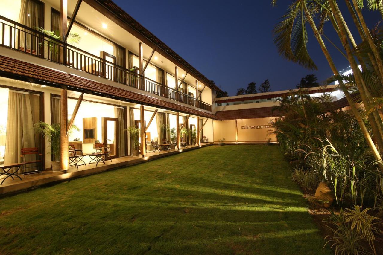 Kwality'S Motel Shiraz Bhopal Buitenkant foto